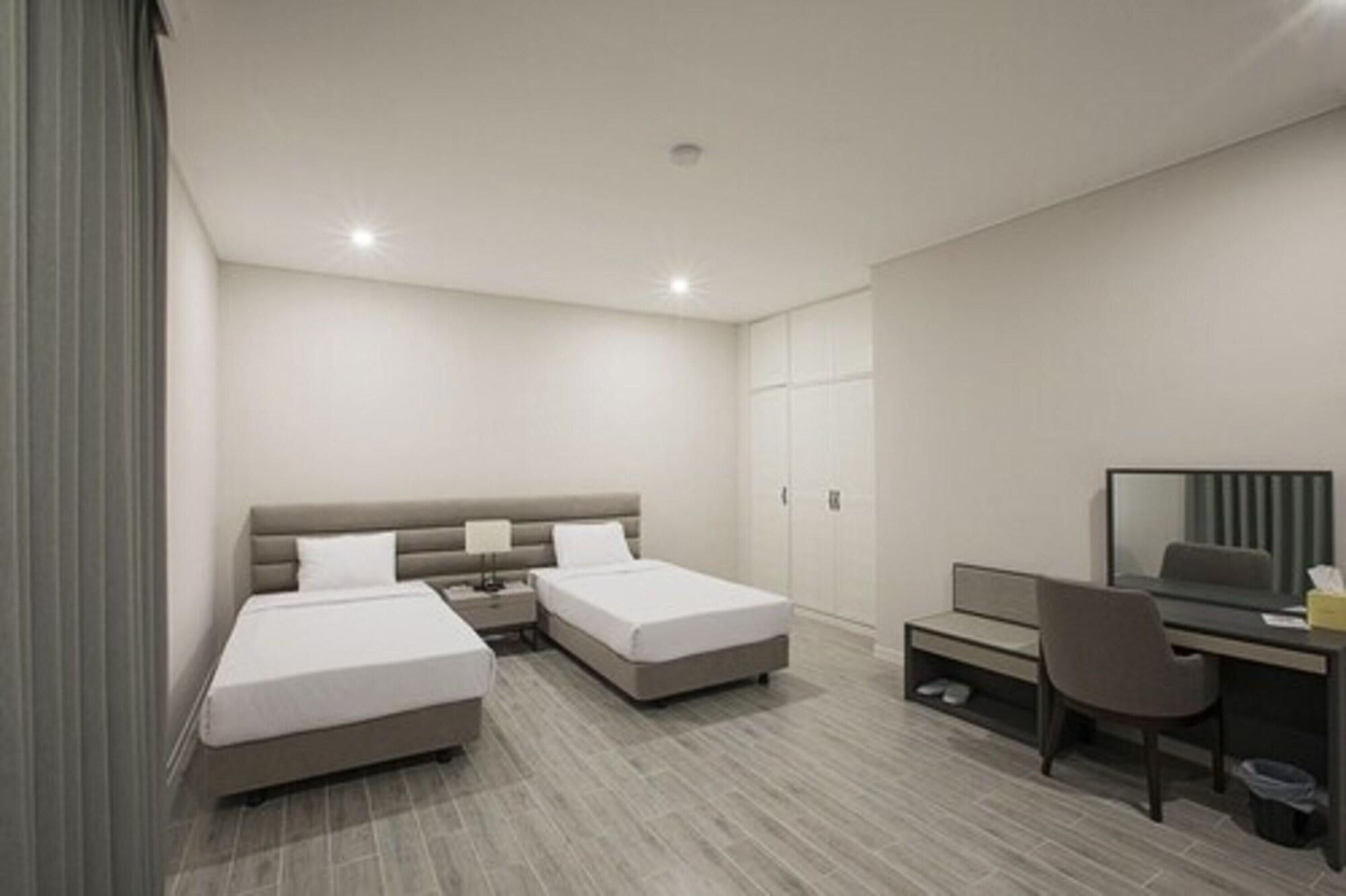 Pacific Palm Resort Сайпан Екстериор снимка